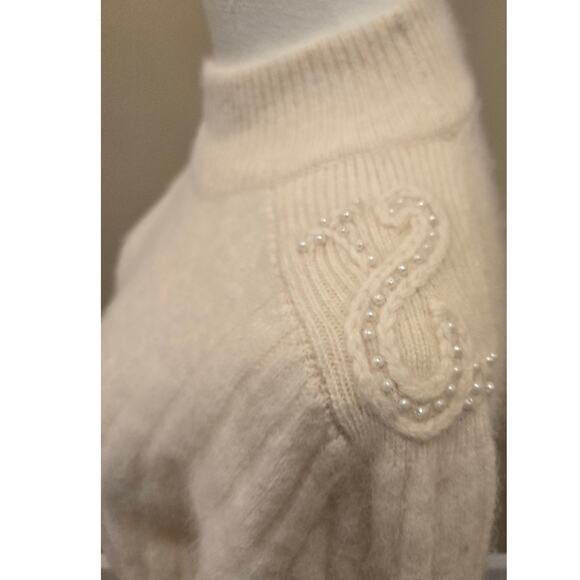 La Redoute Lambswool Angora Cream Sweater Faux Pearl Shoulder Accents Large - Picture 3 of 10